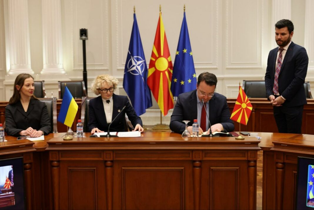 IMG-151810dfeae1c68b5f82829e8de6aa46-V