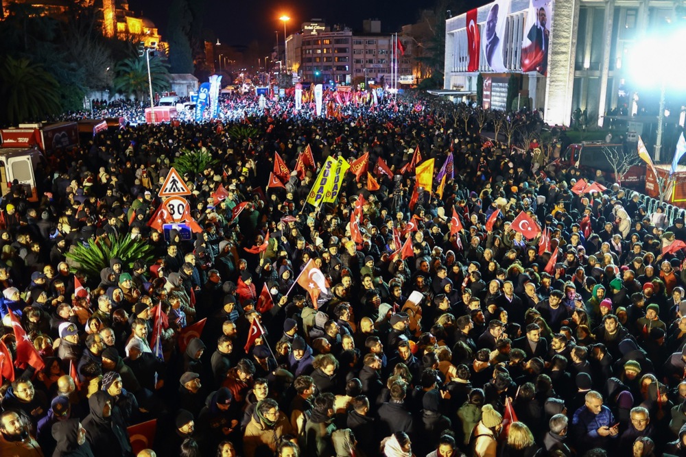 Protest in Istanbul against the detention of Istanbul mayor Imamoglu