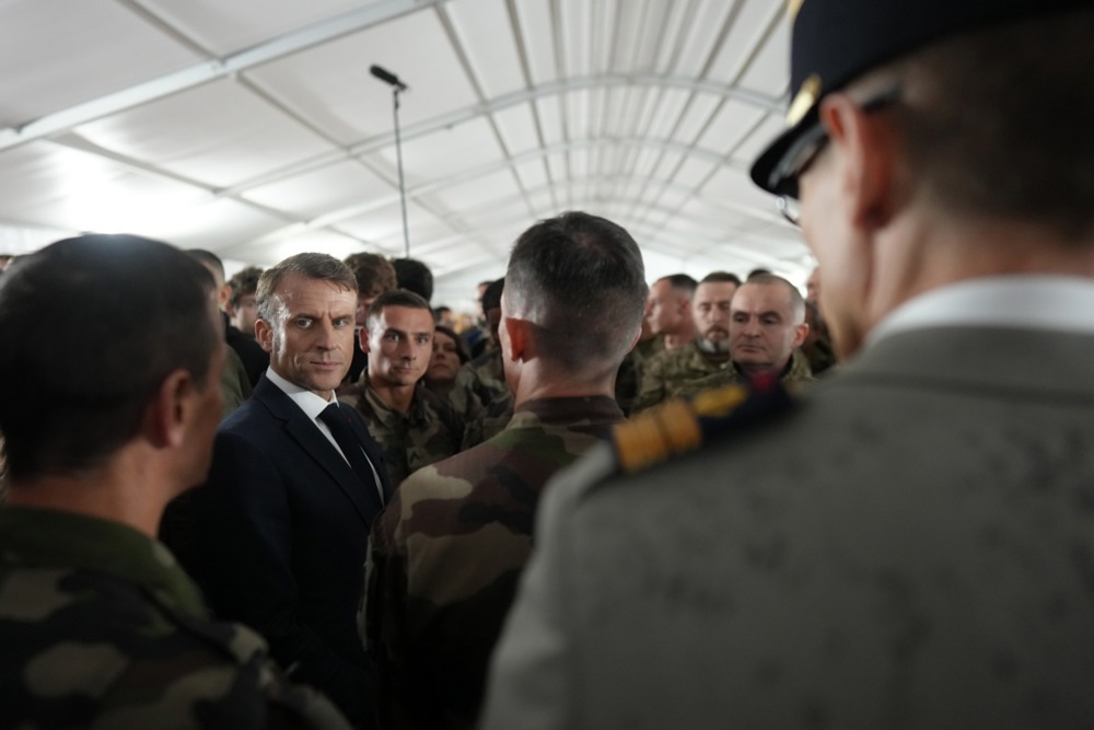 President Macron visits training camp for Ukrainian soldiers in Eastern France