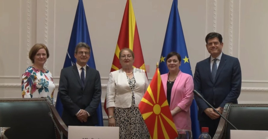 grant studentski domovi