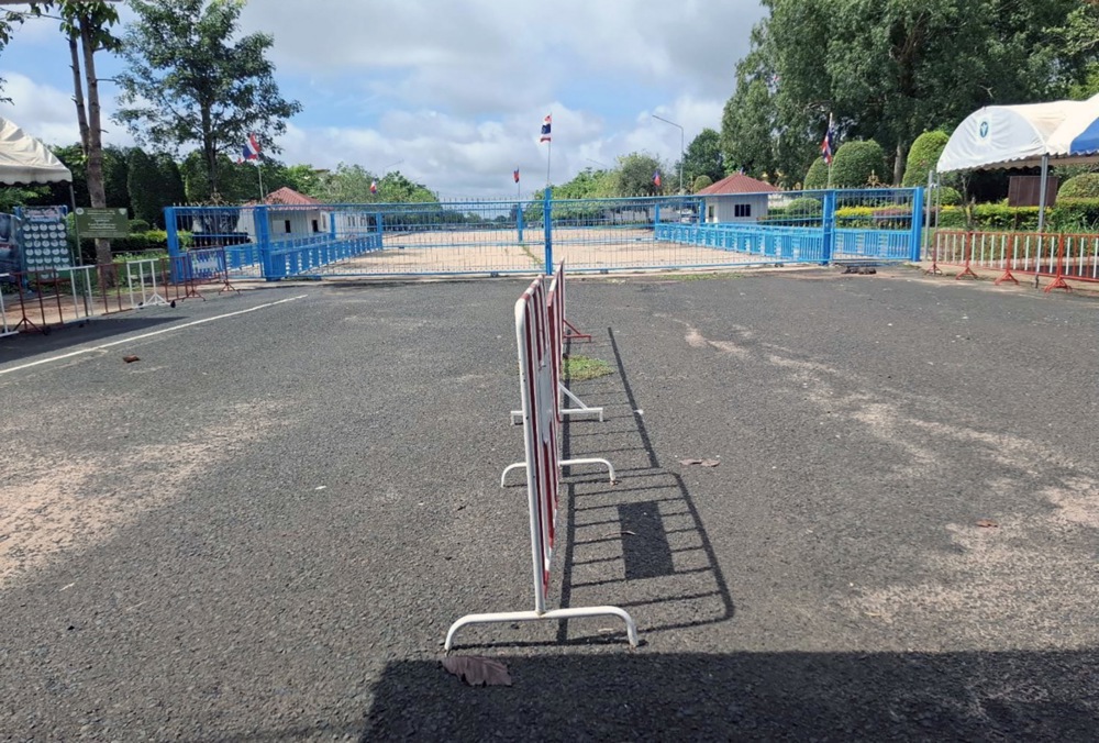 Thai army closes border crossing with Cambodia amid ongoing dispute