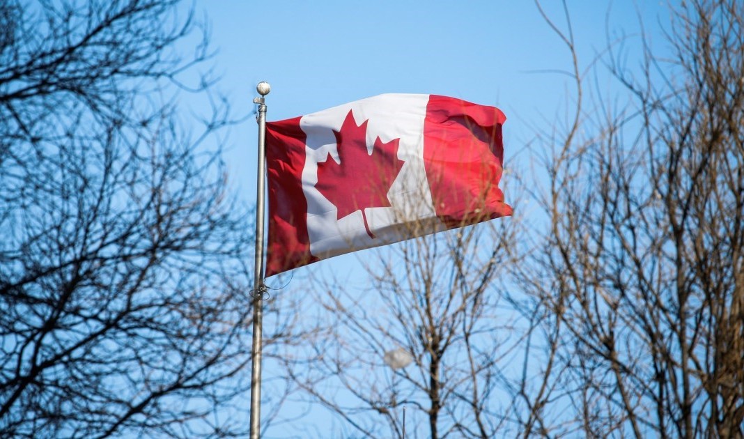 Канада знаме