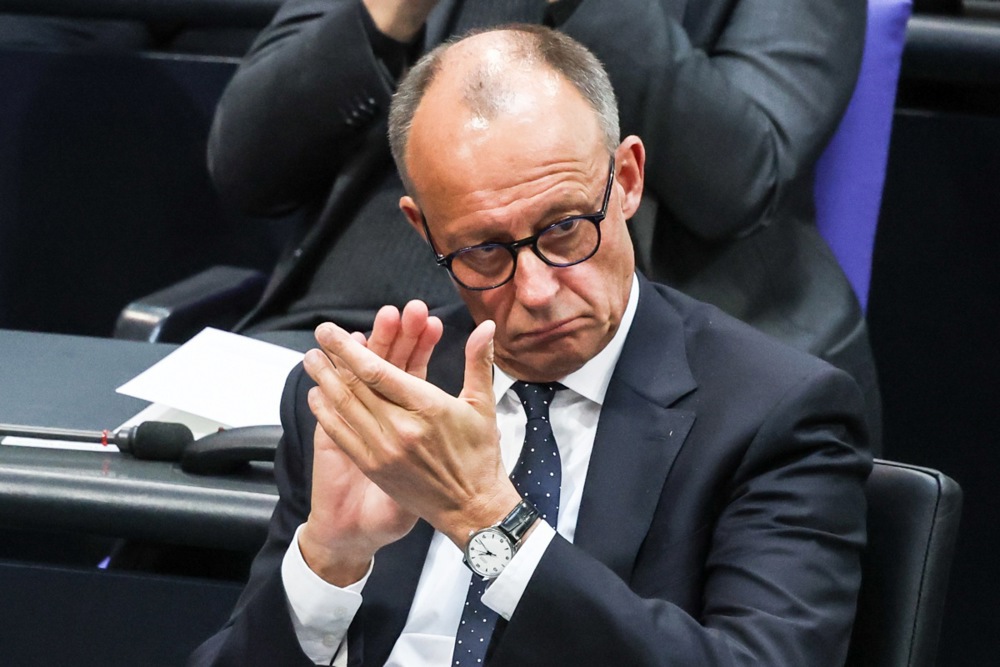 German parliament commemorates 80th anniversary of end of WWII in Europe