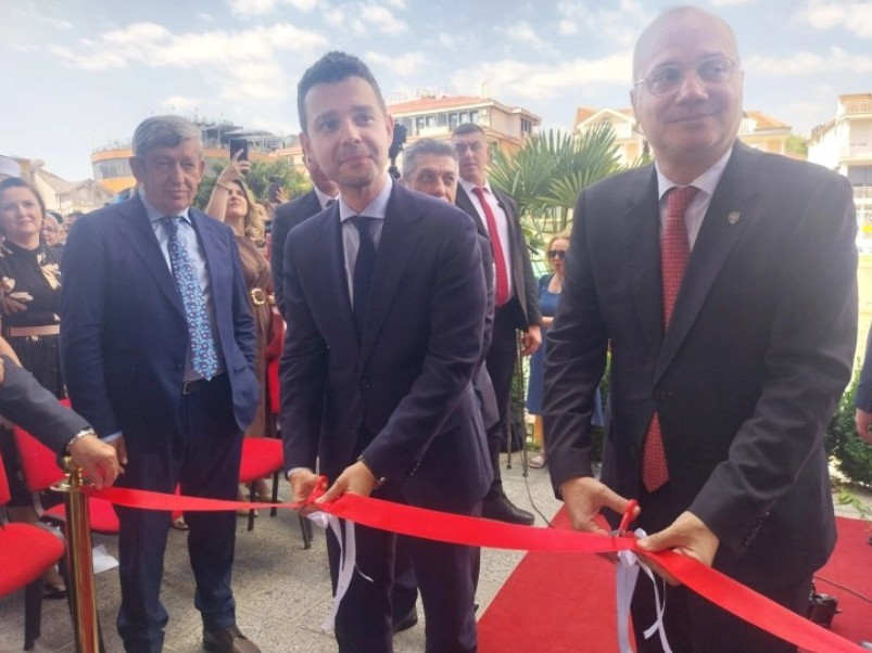 mucunski konzulat albanija struga