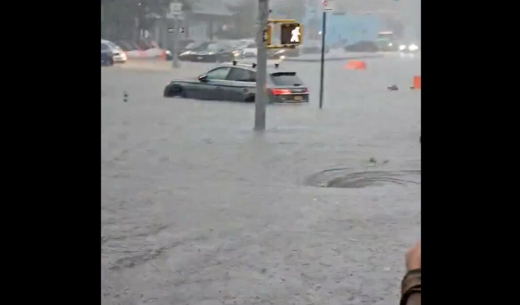 Њујорк поплави