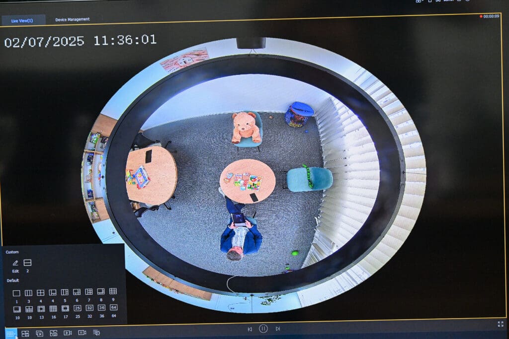 ojo soslusuvanje deca