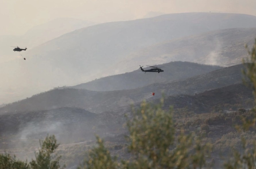 pozar pustec albanija