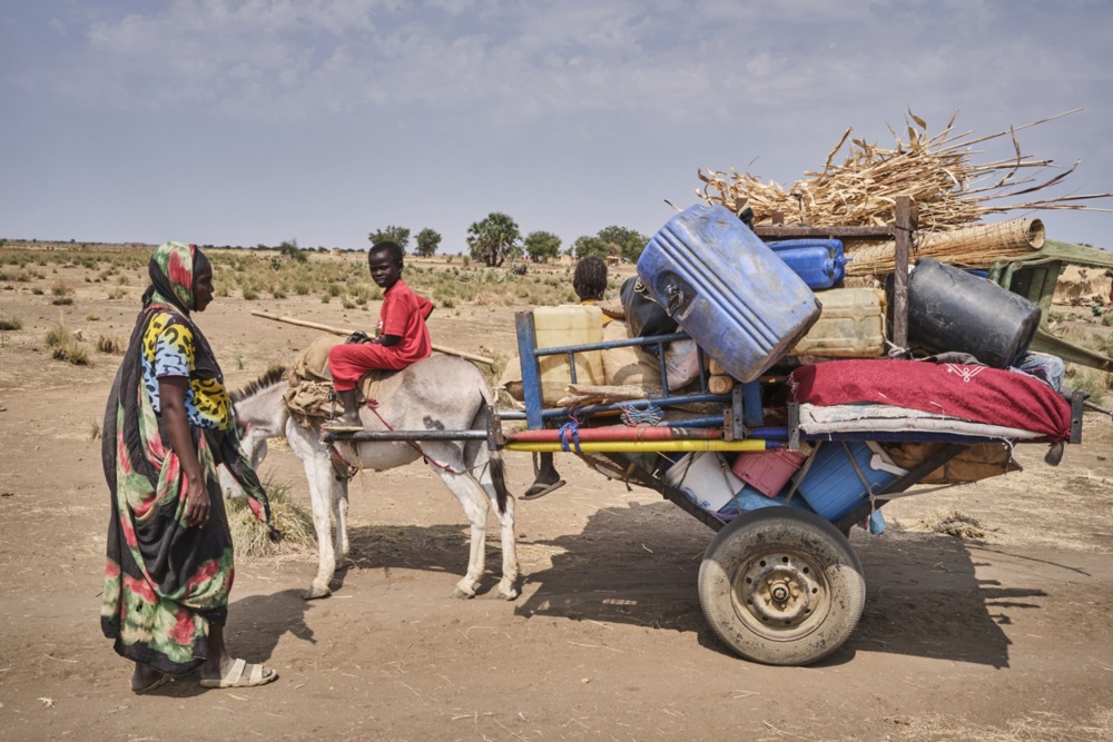 Sudanese refugees flee to Renk refugee camp in South Sudan