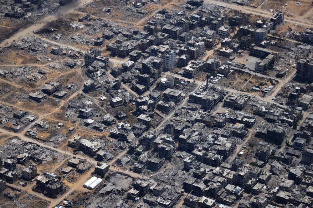 German Air Force drops aid over Gaza Strip