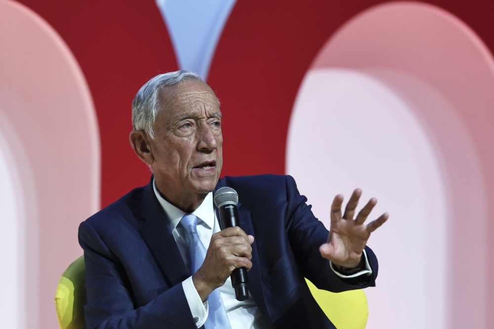 Angolan president attends 8th EurAfrican Forum during Portugal visit