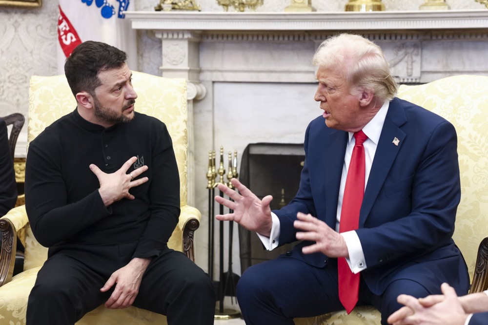US President Donald Trump welcomes Ukrainian President Volodymyr Zelensky to the White House