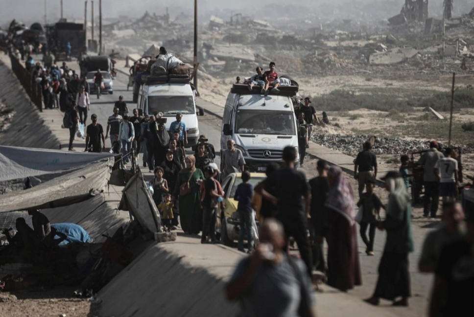 цивили евакуација Газа