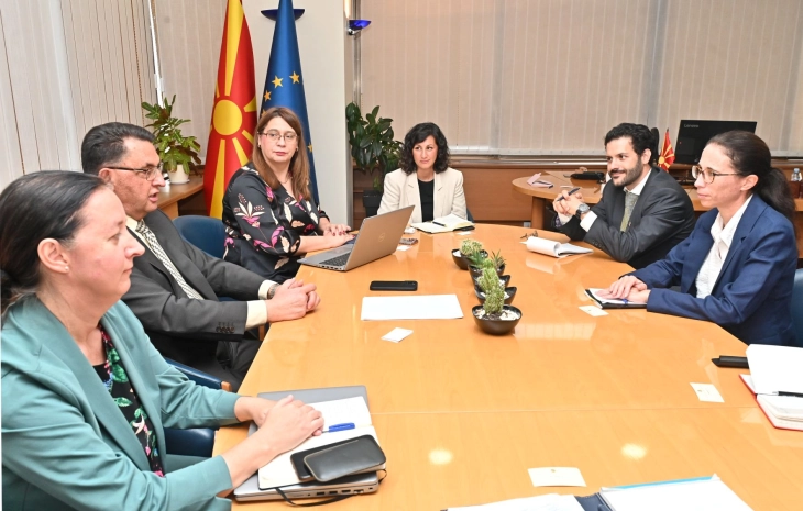 slaveski so svajcarci