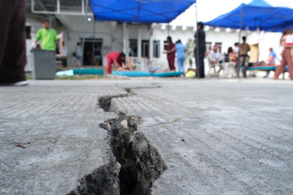 At least 61 people dead after magnitude 6.9 strikes off the coast of Cebu Island, the Philippines