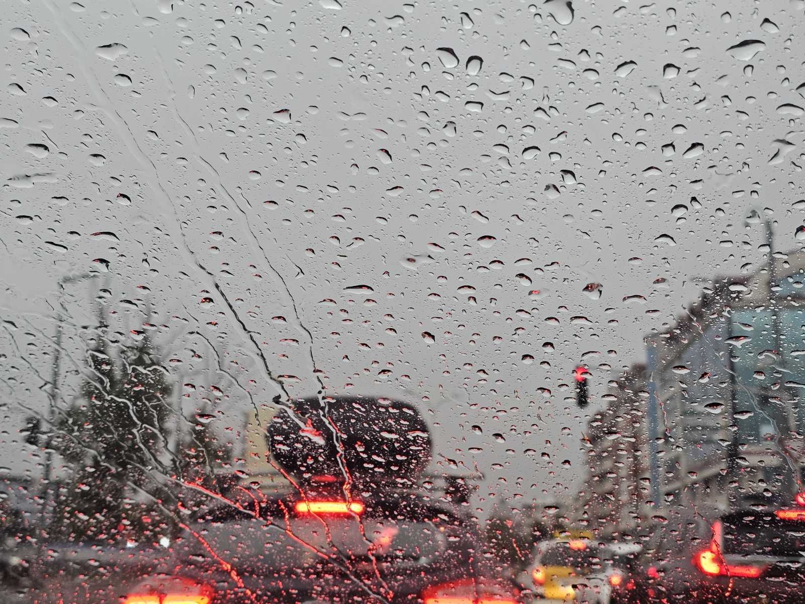 УХМР најавува невреме за утре и во петок