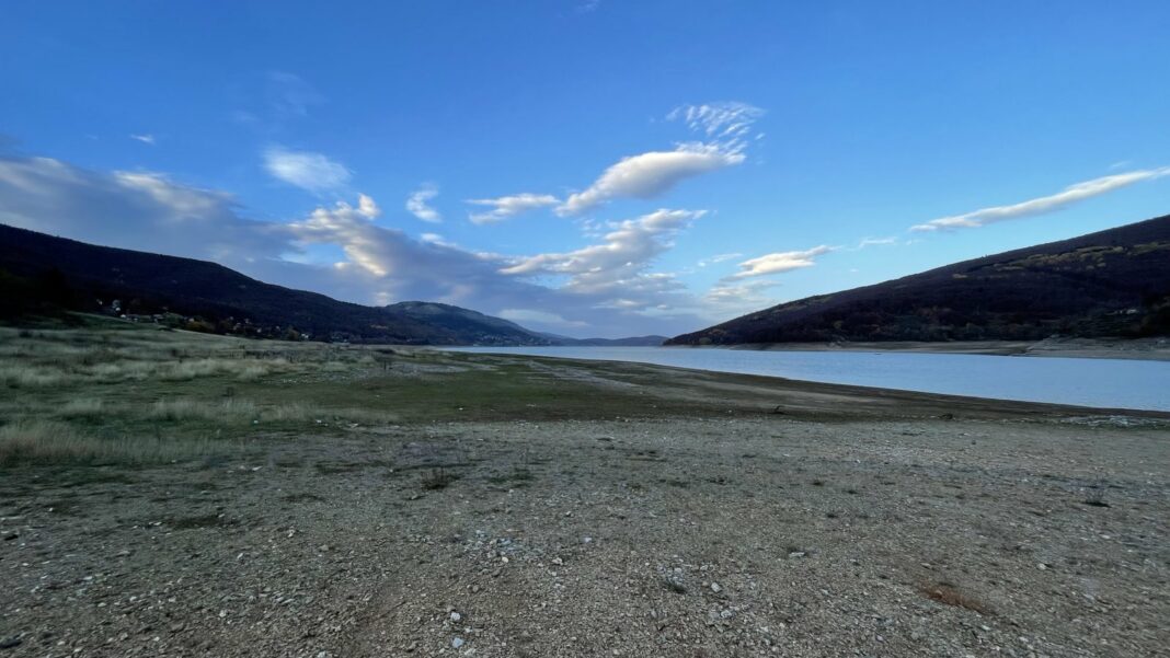 esen mavrovo