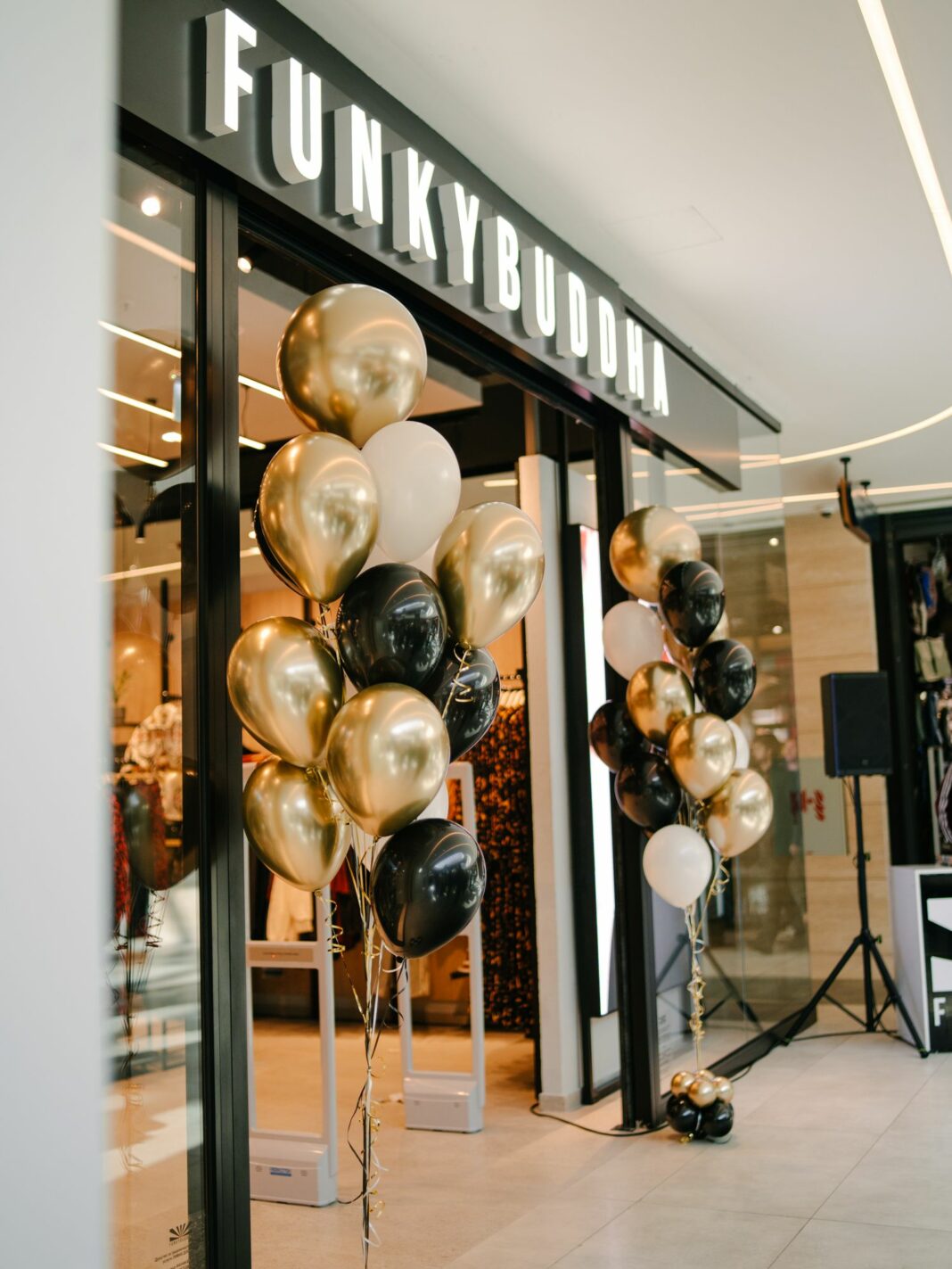 Foto 2_Otvoranje_Funky Buddha