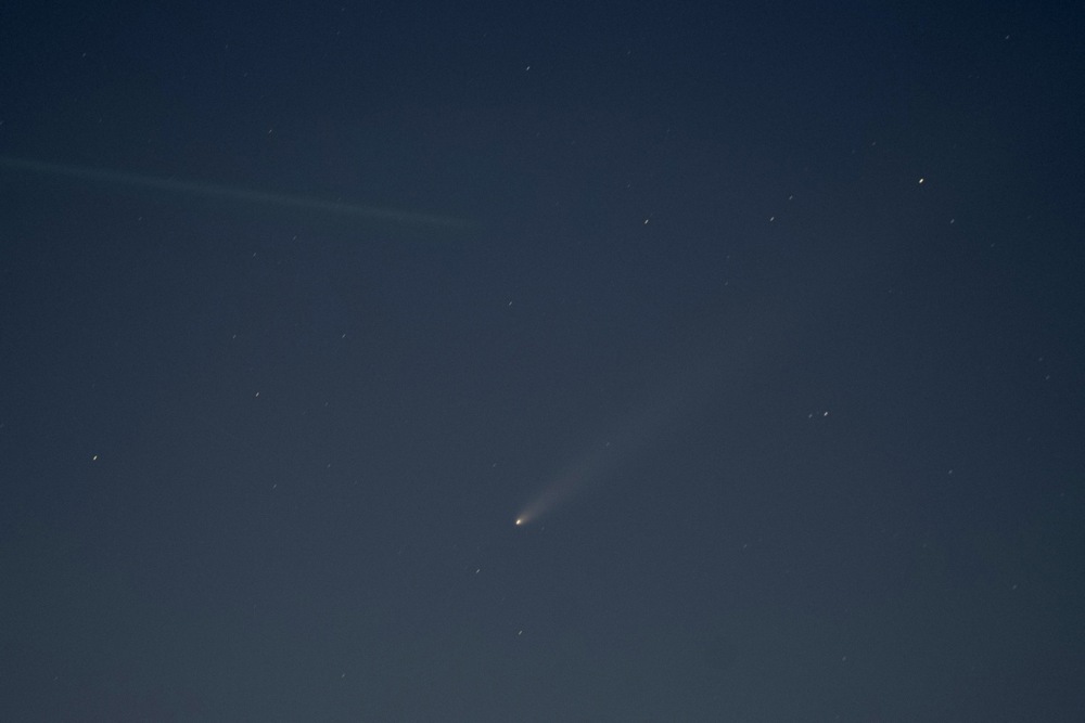 Comet C/2023 A3 over Valparaiso, Chile