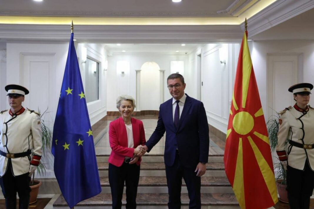 mickoski-fon-der-laen