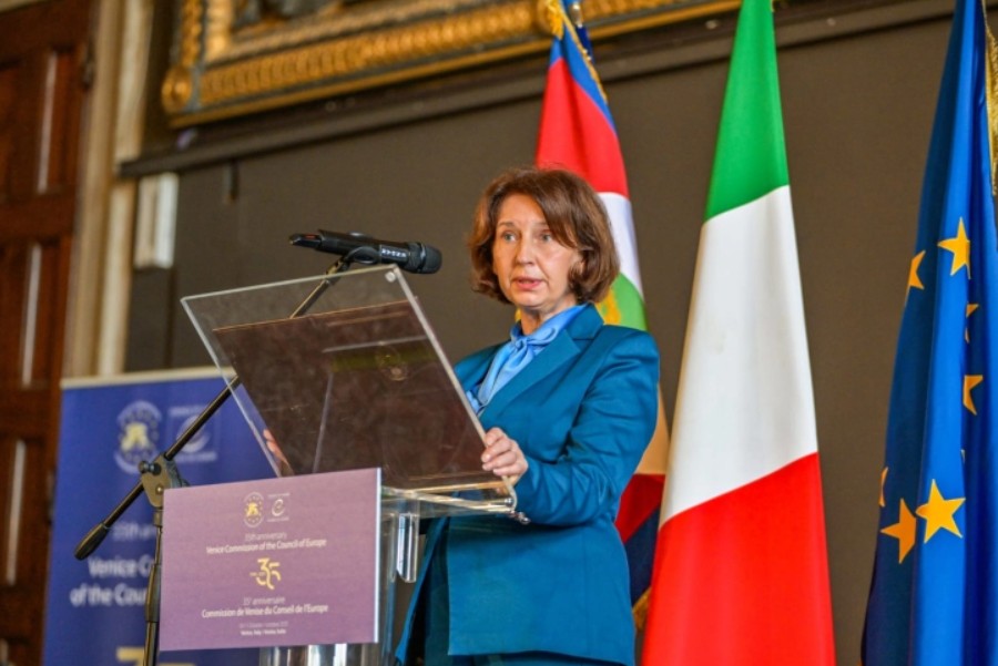 siljanovska davkova vo venecija