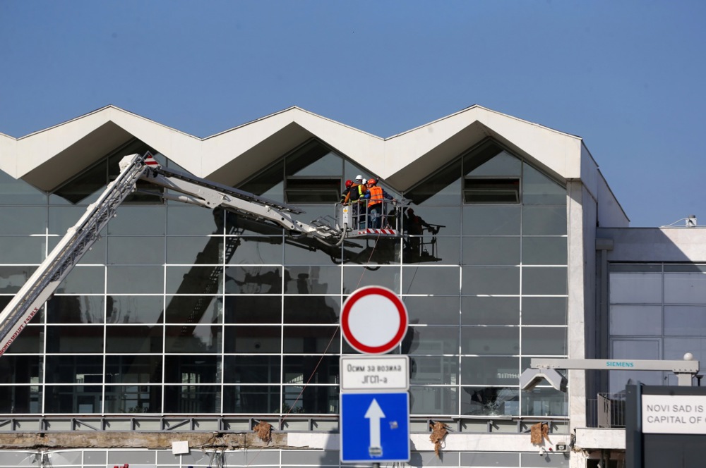 Several people killed after a concrete canopy collapses at Novi Sad Railway station