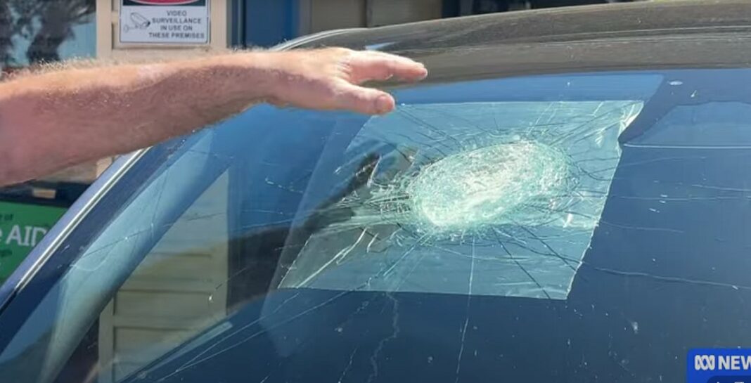 Австралија кола метеорит