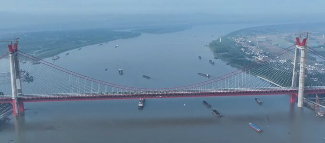 Мост Кина Јангце