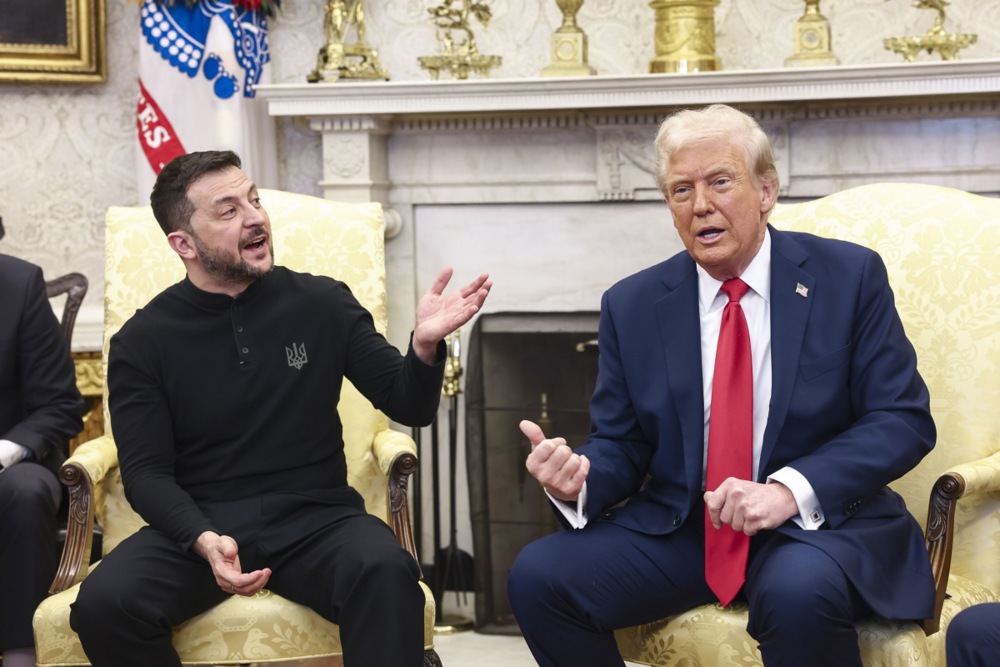 US President Donald Trump meets Ukrainian President Volodymyr Zelensky at the White House