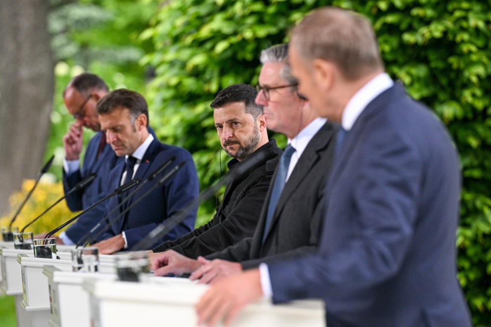 'Coalition of the willing' leaders meet in Kyiv