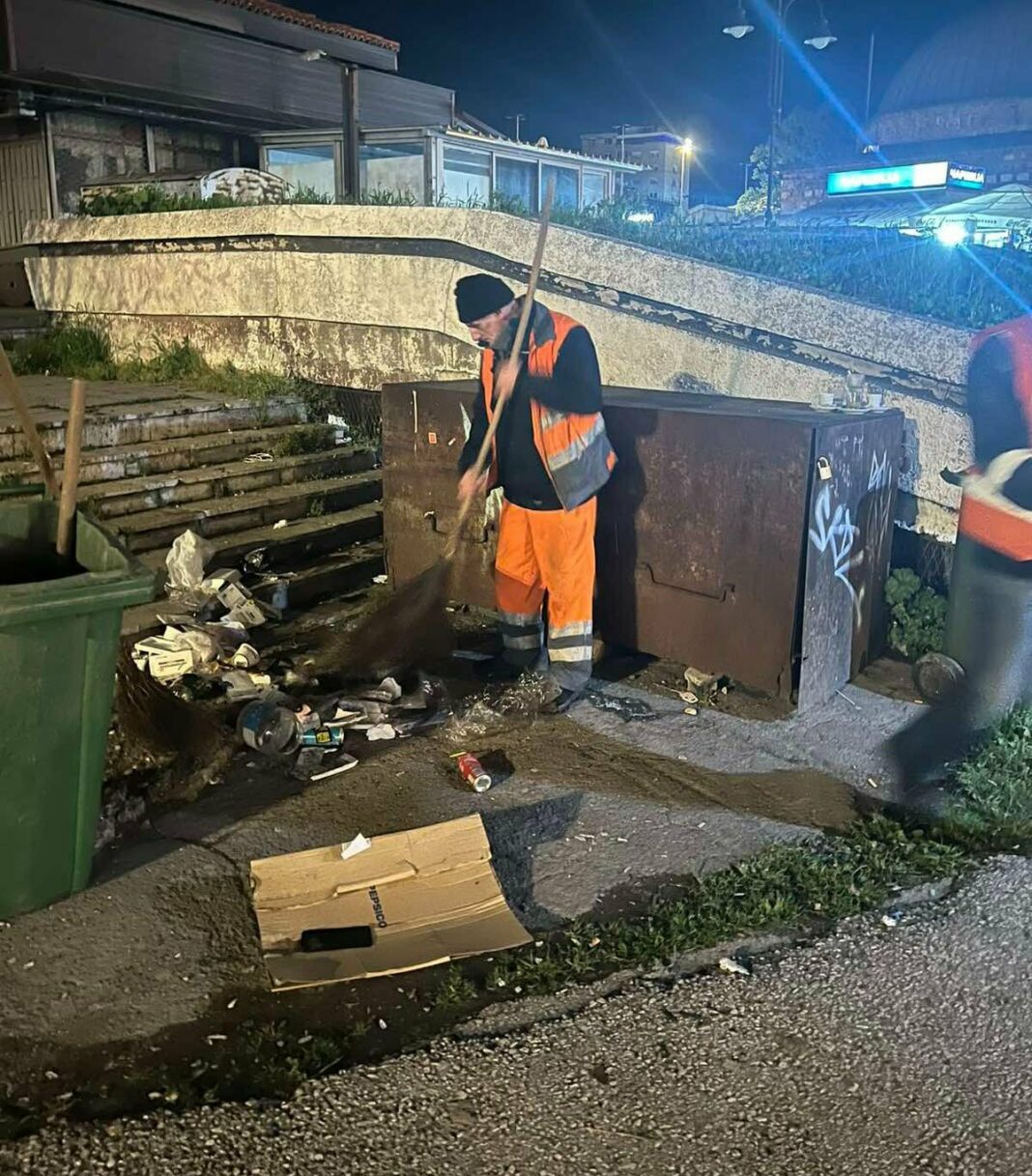 9f5a8899-7f50-4f00-82a8-2fd24d155c54