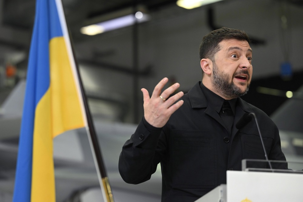 Ukrainian President Volodymyr Zelensky visits Sweden