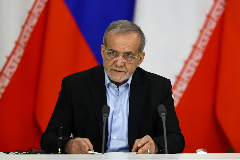 Russian President Putin meets Iranian President Pezeshkian in Moscow