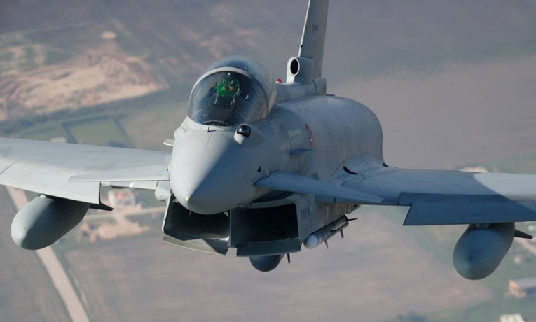 воен авион епа