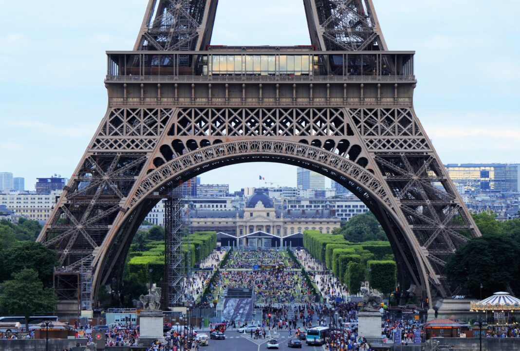 philriley427-eiffel-tower-4416700