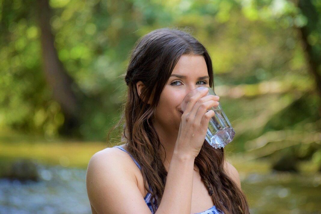 Вода пие-woman