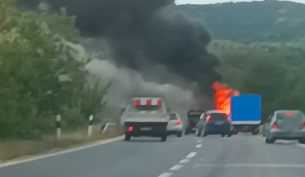 запален автобус