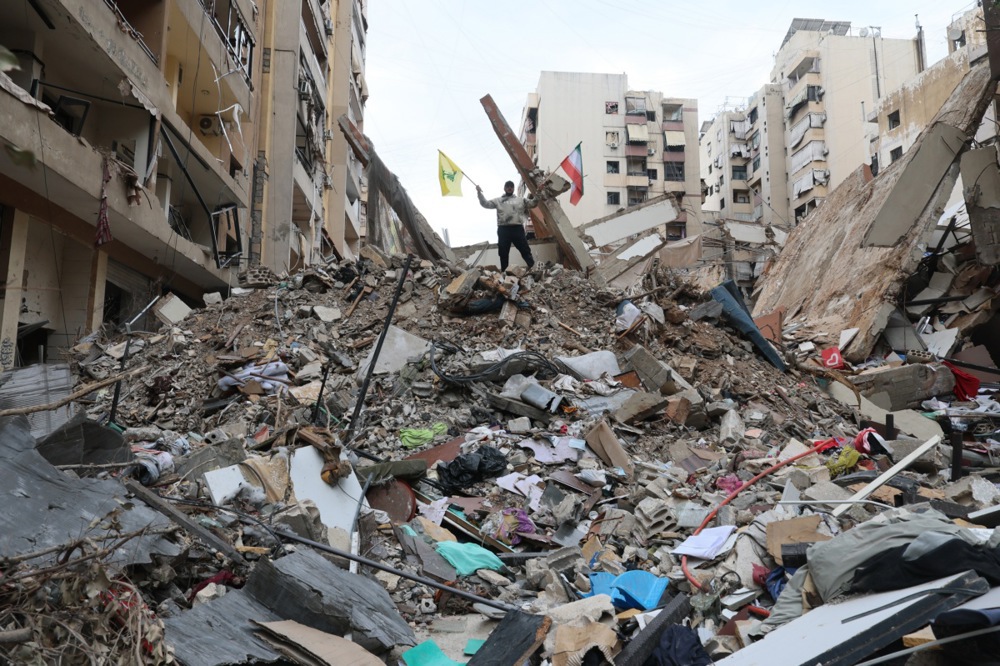 Press tour of damages in Bir al-Abed amid 10-day ceasefire with Israel