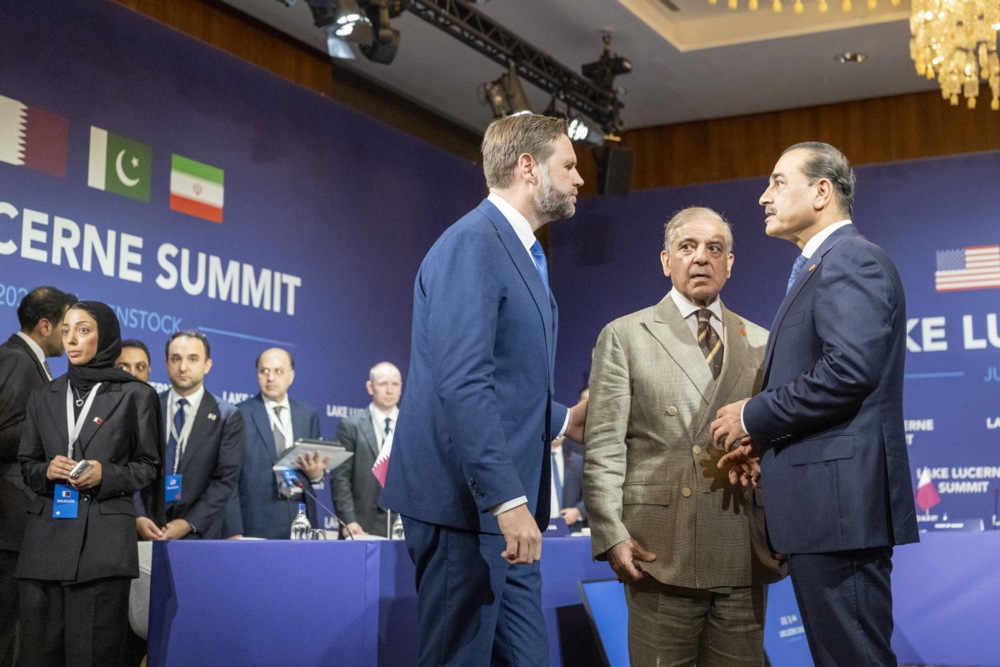 US and Iranian officials meet in Obbuergen for negotiations