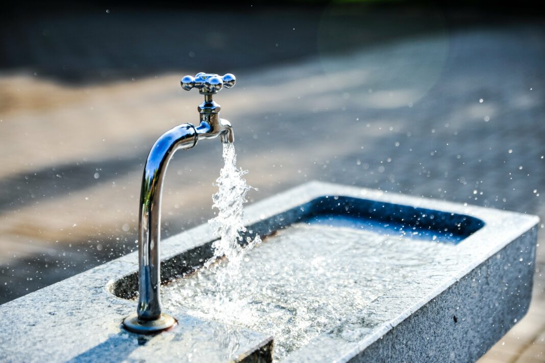 jonaskim-faucet-3240211