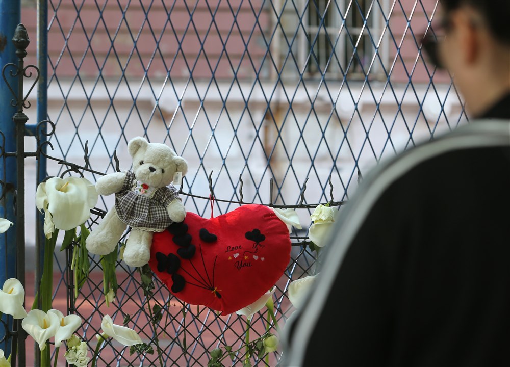 Book of condolence opened at the scene of a school shooting in Belgrade