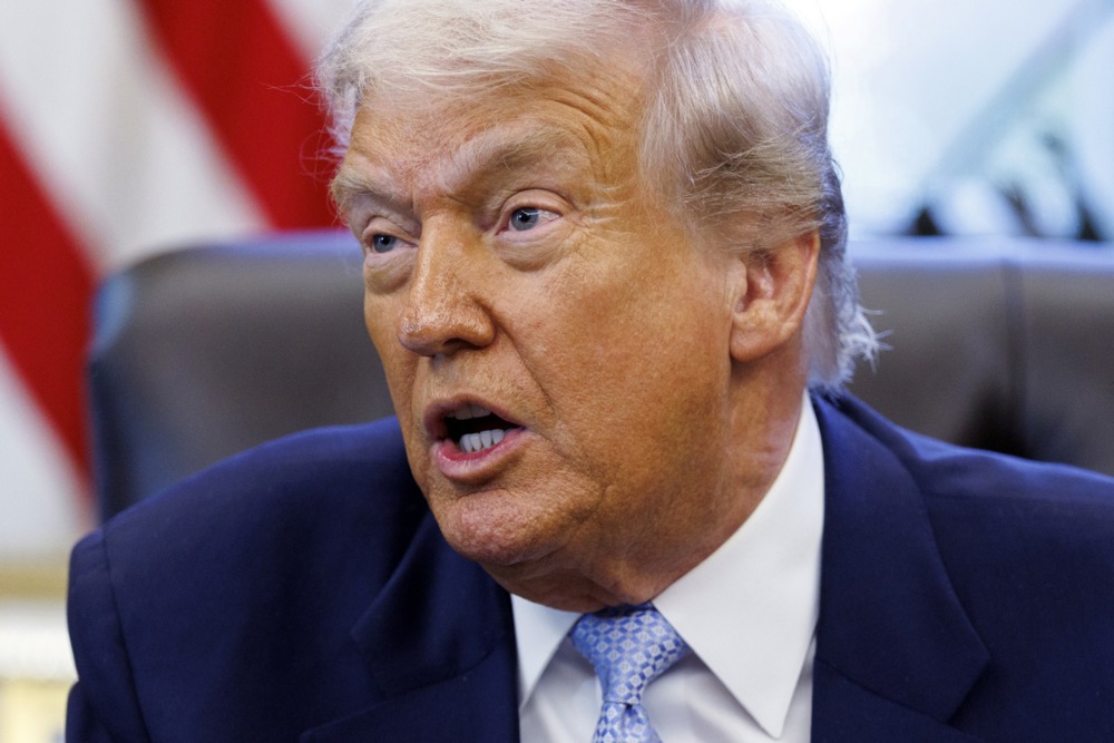 US President Trump meets with 2026 FIFA World Cup Task Force at White House